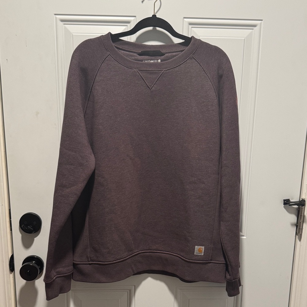 Carhartt Women’s Purple Crewneck Swetshirt